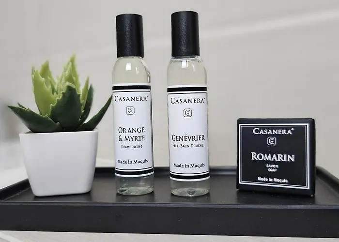 Dolce & C2 Vue Avec Piscine 公寓 *