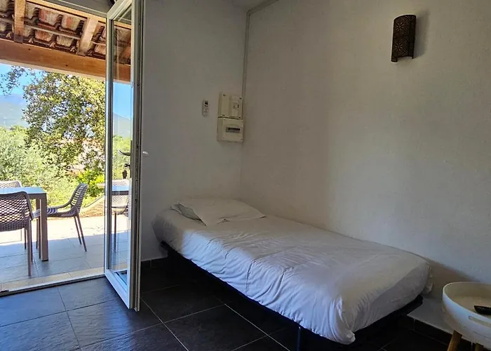 Dolce & C2 Vue Avec Piscine *